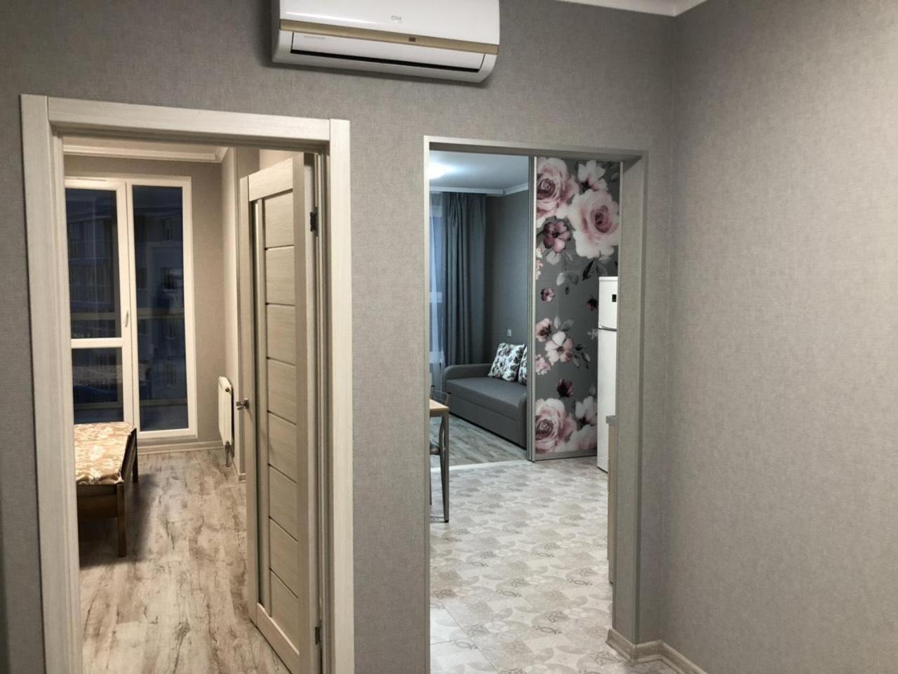 Квартира Парковые Озера Appartement Kiev Buitenkant foto