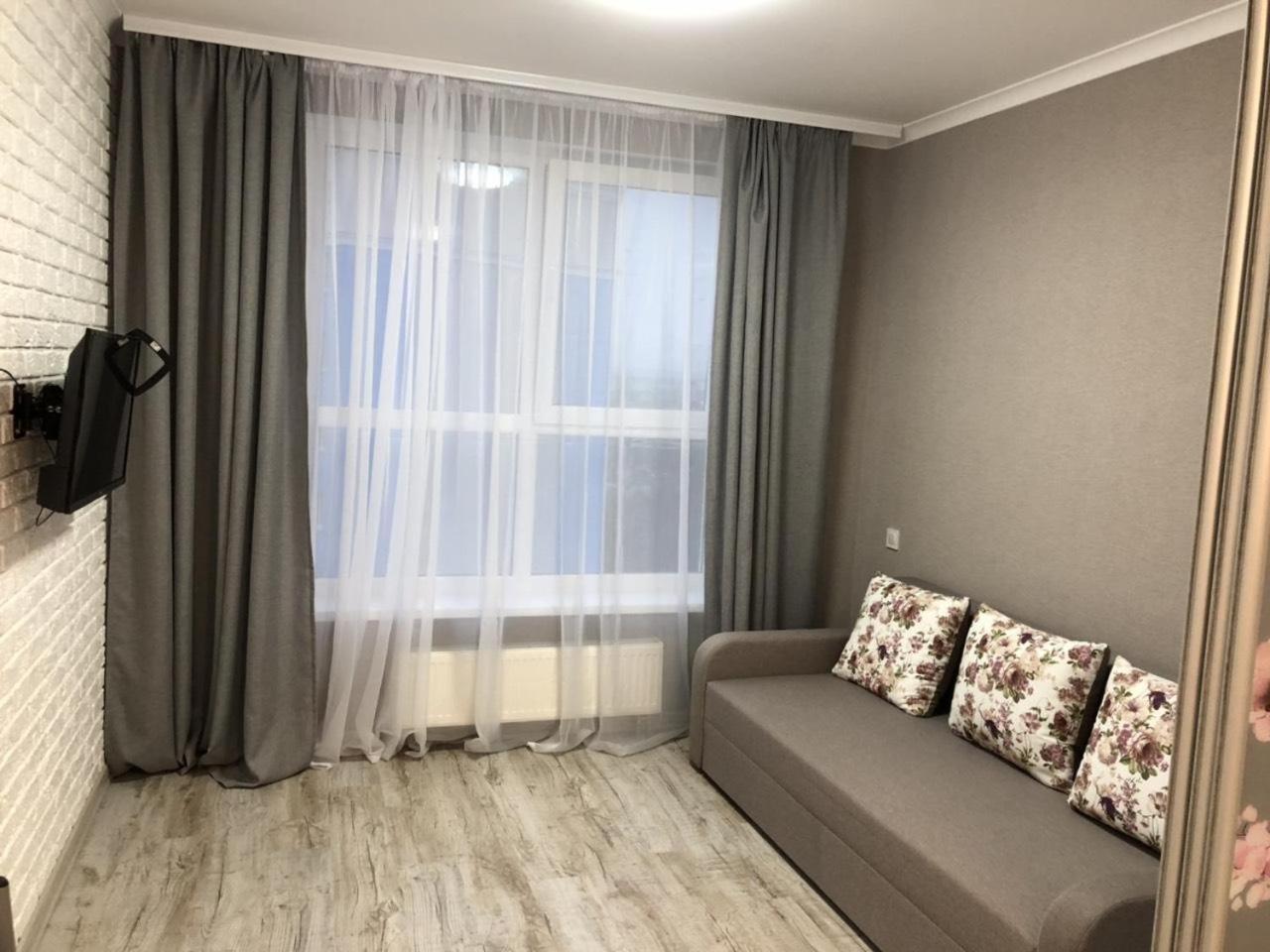 Квартира Парковые Озера Appartement Kiev Buitenkant foto
