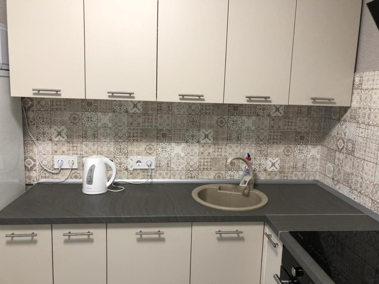 Квартира Парковые Озера Appartement Kiev Buitenkant foto
